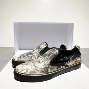 VINTAGE BK - BRITISH KNIGHTS Low Top Art Print Slip Ons